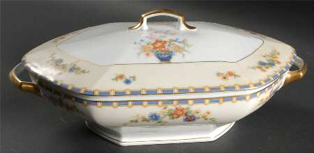 Jardiniere Oval Covered Vegetable