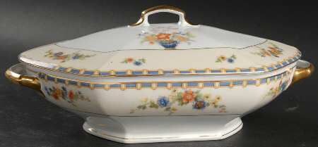 Jardiniere Oval Covered Vegetable
