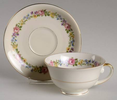 ALT70 Footed Cup & Saucer Set