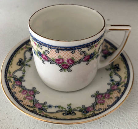 Arabesque Flat Demitasse Cup & Saucer Set