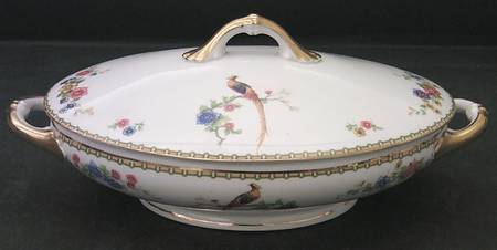 Bird of Paradise Oval Covered Vegetable