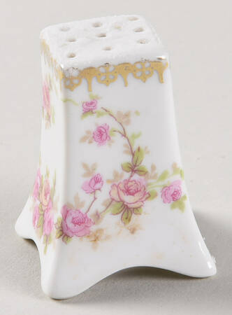 Bridal Rose (Scalloped, Gold Edge) Individual Pepper Shaker