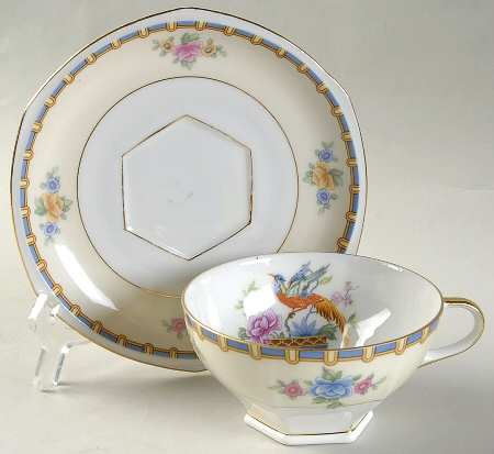 Cellini Footed Cup & Saucer Set