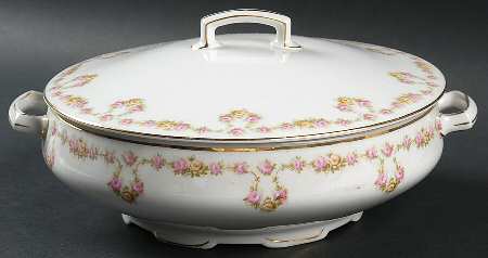 Fairy Rose Round Covered Vegetable