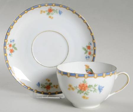 Victoria (Round) Flat Cup & Saucer Set