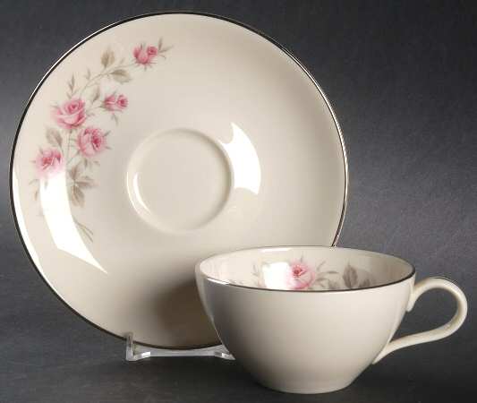 Flat Cup & Saucer Set