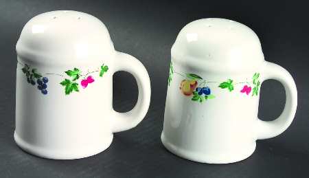 Nanci Stove Top Salt & Pepper Set