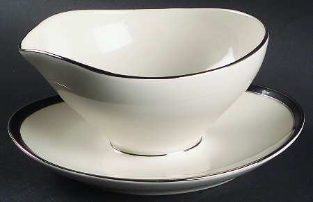 Ebony Gravy Boat with Attached Underplate