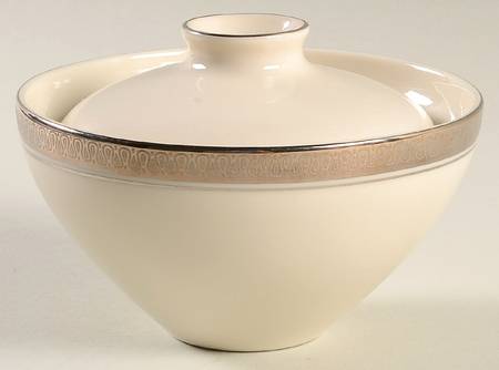 Finale Platinum Sugar Bowl & Lid