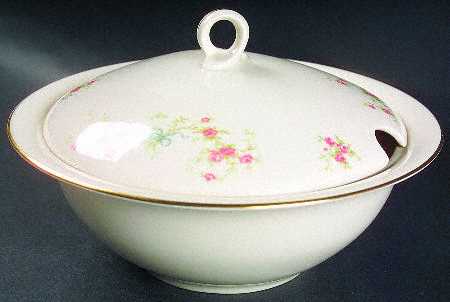Roxanne Round Covered Vegetable