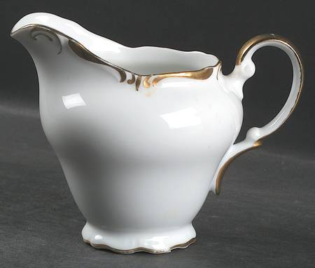 Baroness Gold Creamer