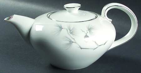 Caroline Teapot & Lid