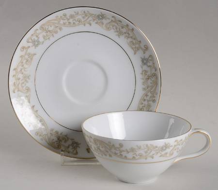 Florence Flat Cup & Saucer Set
