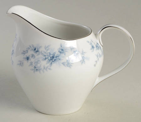 Misty Rose Creamer