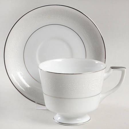 Pembrooke Footed Cup & Saucer Set