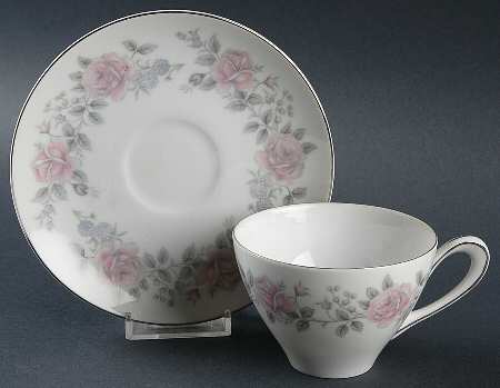 Rosemary Flat Cup & Saucer Set
