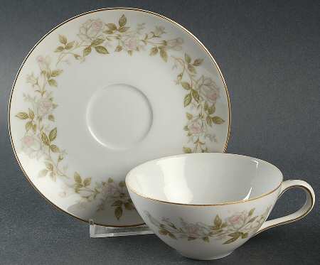 Rose Wreath Flat Cup & Saucer Set