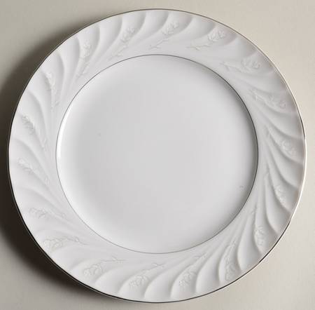 Snow Rose Salad Plate
