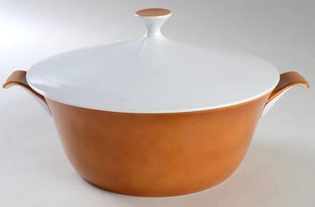 Topaz Round Covered Vegetable