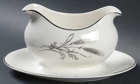 Ancestral Wheat (Platinum) Gravy Boat with Attached Underplate