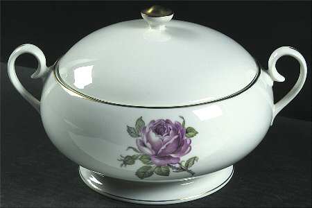Manor Rose (Gold Trim) Round Covered Vegetable