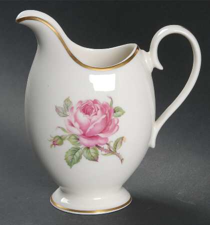 Manor Rose (Gold Trim) Creamer