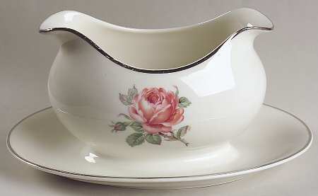 Manor Rose (Platinum Trim) Gravy Boat with Attached Underplate