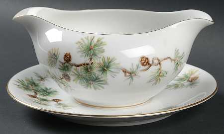 Woodland Gravy Boat with Attached Underplate