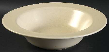 Buttercream 9" Round Vegetable Bowl
