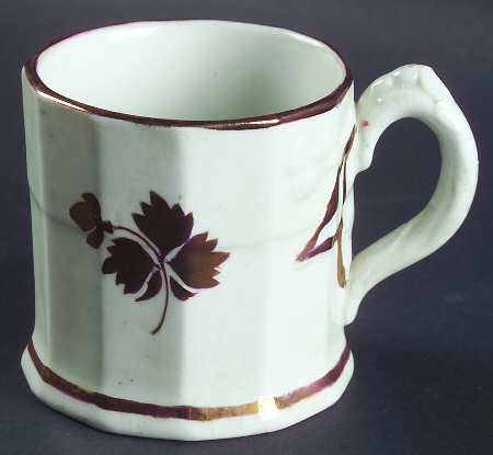 Tea Leaf (Embossed Lily Rim) Mug