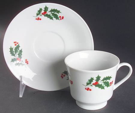 Holiday Footed Cup & Saucer Set