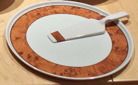 Junon Cake Plate