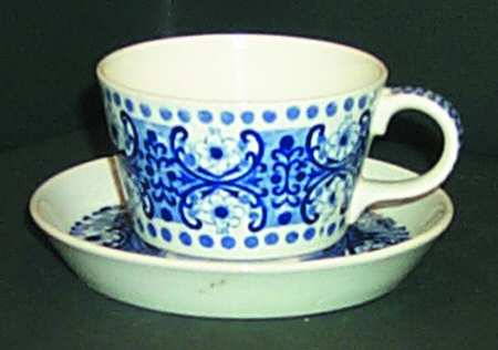 Ali Blue Flat Cup & Saucer Set