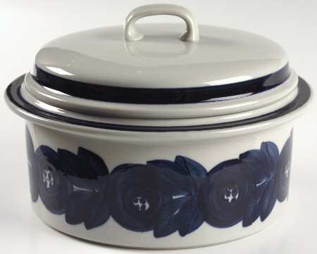 Anemone Blue 1.75 Qt Round Covered Casserole