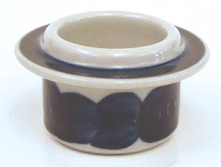 Anemone Blue Single Egg Cup by Arabia of Finland