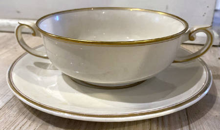 ARA18 Flat Cream Soup Bowl & Saucer Set