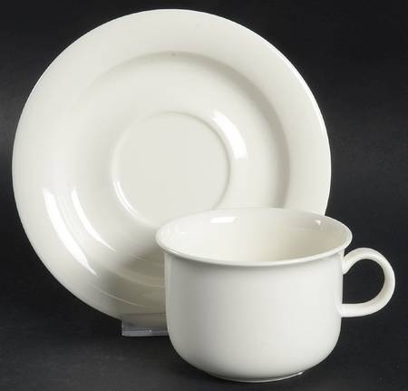 Arctica Flat Cup & Saucer Set