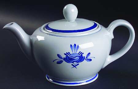 Blue Rose Teapot & Lid