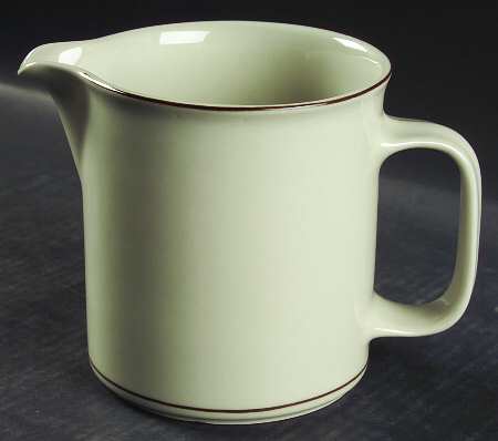Fennica 32 Oz Pitcher