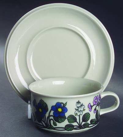 Flora Flat Cup & Saucer Set