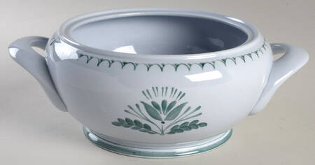 Green Thistle Round Vegetable No Lid