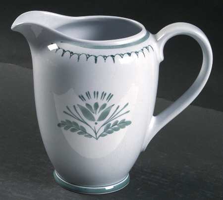 Green Thistle 32 Oz Pitcher
