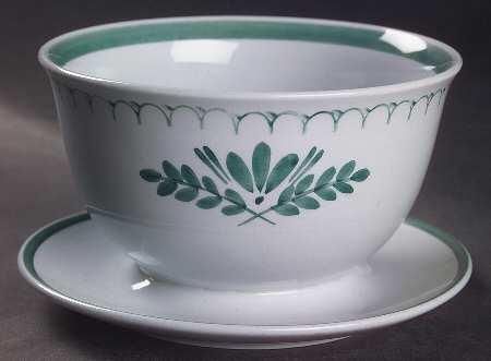 Green Thistle Round Gravy Boat/Attached Underplate
