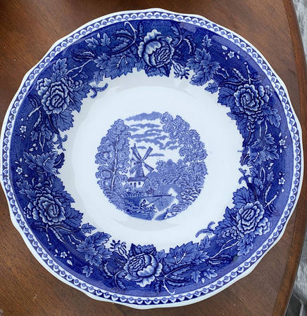 Landscape Blue 9" Round Vegetable Bowl