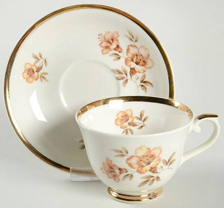 Myrna Footed Cup & Saucer Set