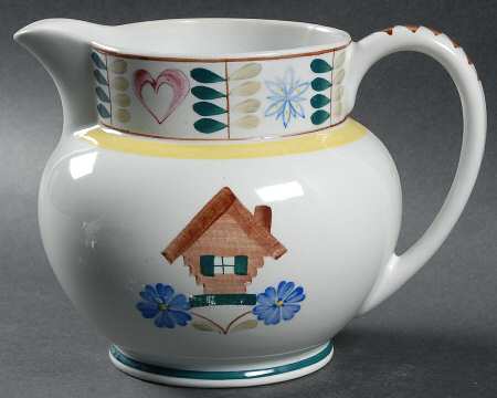 Pirtti 32 Oz Pitcher