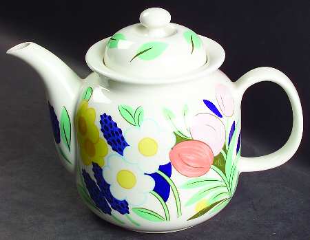 Poetica Teapot & Lid