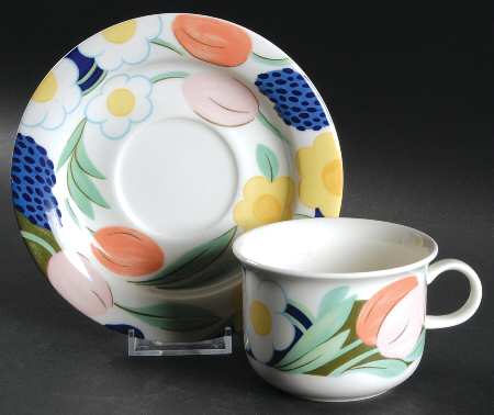 Poetica Flat Cup & Saucer Set