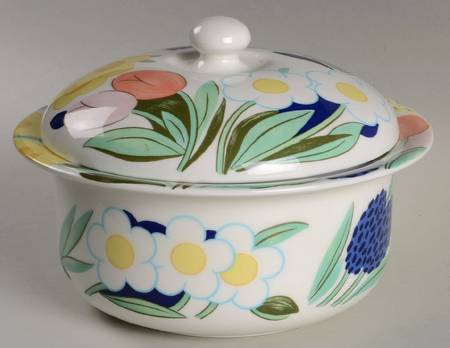 Poetica 1.5 Qt Round Covered Casserole