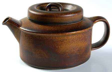 Ruska Teapot & Lid